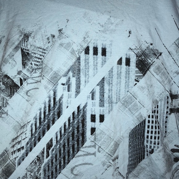 Blue city graphic tee by APT.9 - Picture 1 of 2